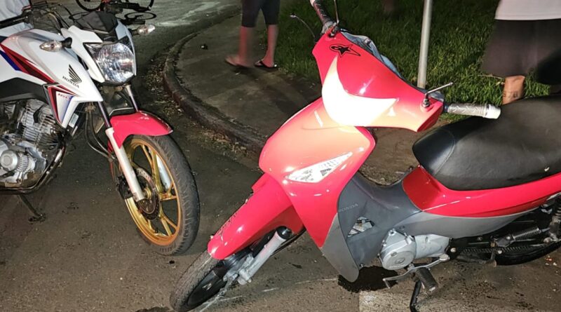 Acidente Entre Duas Motocicletas Deixa Dois Feridos Entre Eles Uma