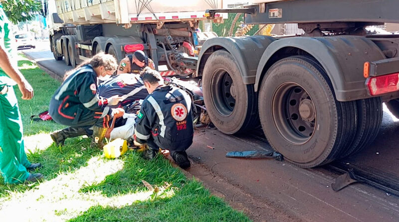 Grave Acidente Entre Moto E Carreta Bitrem Deixa Motociclista Ferido Tribuna Do Interior 6094