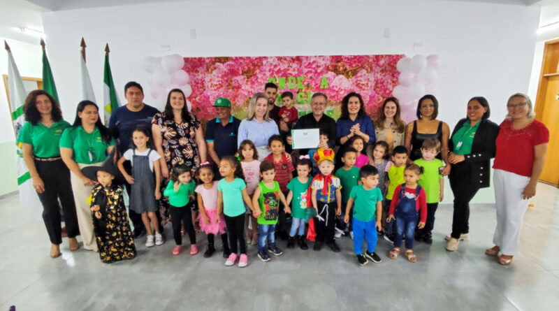 Cerimônia de inauguração do CMEI Doce Magia