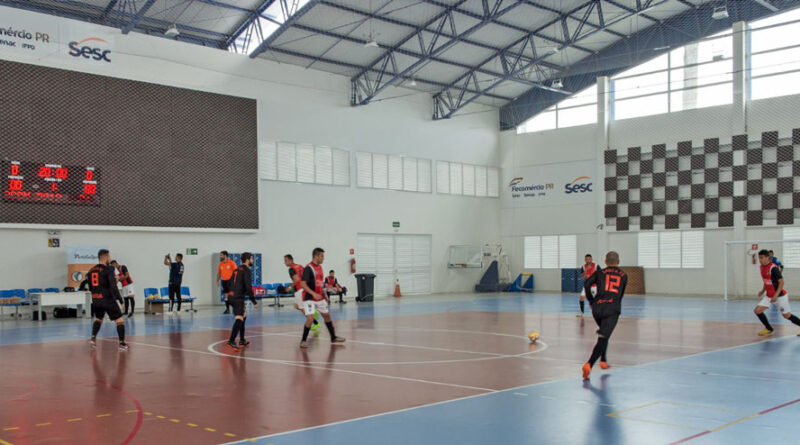 Jogo de futsal durante a Copa Sesc