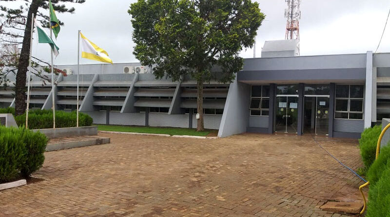 Fachada da prefeitura de Roncador