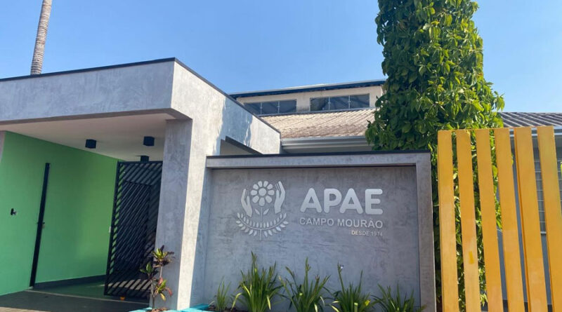 Fachada da Apae em Campo Mourão