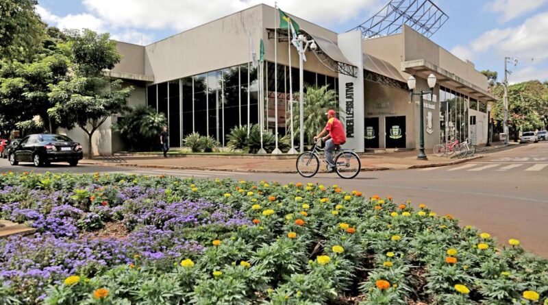 Fachada da Câmara Municipal de Campo Mourão